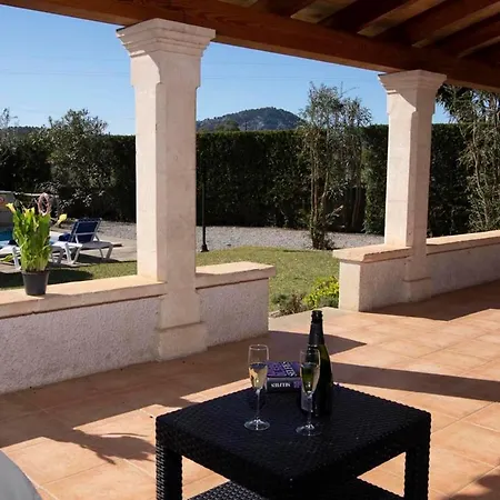 Charming 3 Bedroomn With Pool In By Renthousing *