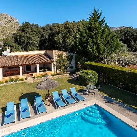 Feriehus Charming 3 Bedroomn With Pool In By Renthousing Pollença