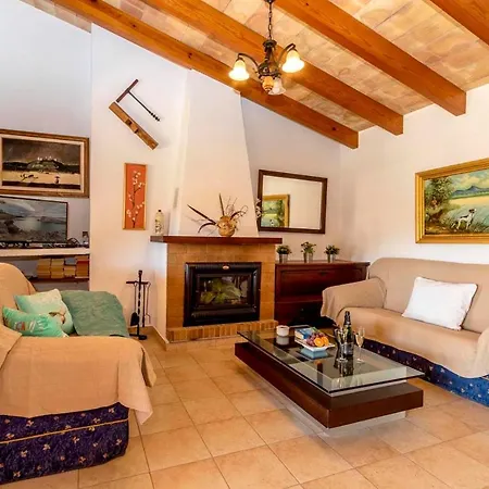 Charming 3 Bedroomn With Pool In By Renthousing Сasa de vacaciones Pollensa