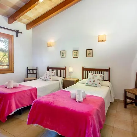 Charming 3 Bedroomn With Pool In By Renthousing