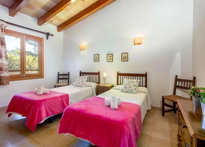 Charming 3 Bedroomn With Pool In By Renthousing